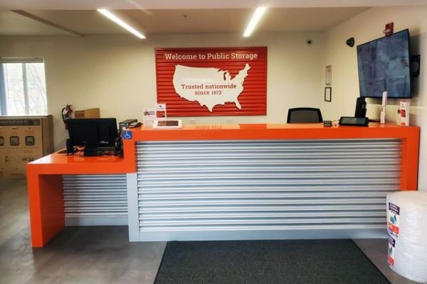 Public Storage - Aurora - 5900 S Gun Club Rd - 5900 S Gun Club Rd
