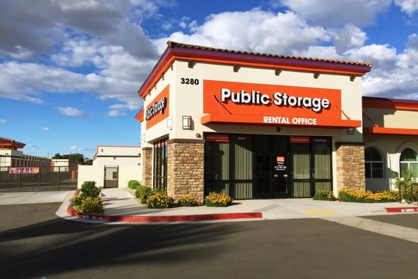 Public Storage - Gilbert - 3280 E Chandler Heights Rd - 3280 E Chandler Heights Rd