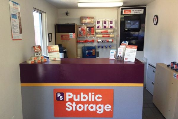 Public Storage - Vancouver - 9901 SE Mill Plain Blvd - 9901 SE Mill Plain Blvd