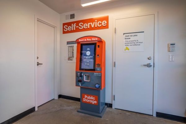 Public Storage - Costa Mesa - 2099 Placentia Ave - 2099 Placentia Ave