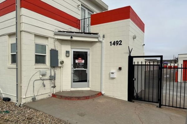 Public Storage - Denver - 1492 S Clinton Street - 1492 S Clinton Street