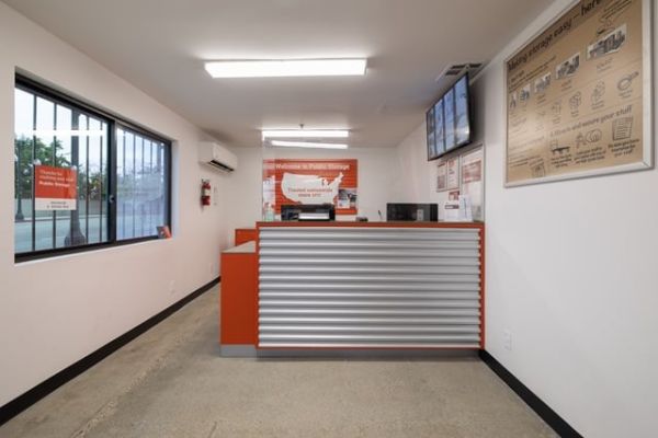Public Storage - Montebello - 240 E Whittier Blvd - 240 E Whittier Blvd
