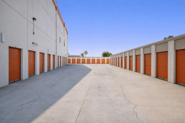 Public Storage - Los Angeles - 1747 N Eastern Ave - 1747 N Eastern Ave
