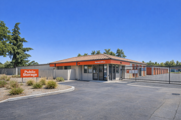 Public Storage - Stockton - 8118 Mariners Drive - 8118 Mariners Drive