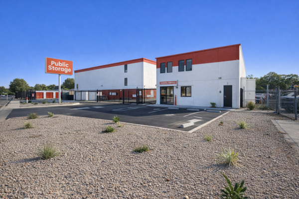 Public Storage - Sacramento - 801 57th Street - 801 57th Street