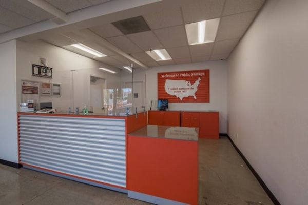 Public Storage - Concord - 2350 Monument Blvd - 2350 Monument Blvd