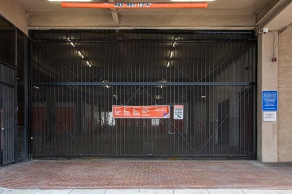 Public Storage - Los Angeles - 1606 Cotner Ave - 1606 Cotner Ave