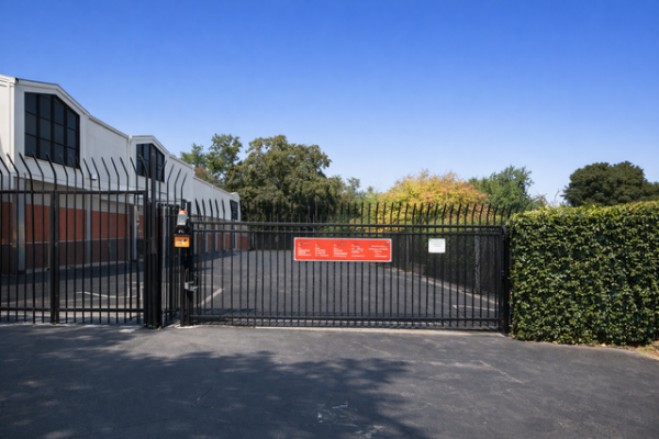 Public Storage - Dublin - 7420 San Ramon Road - 7420 San Ramon Road