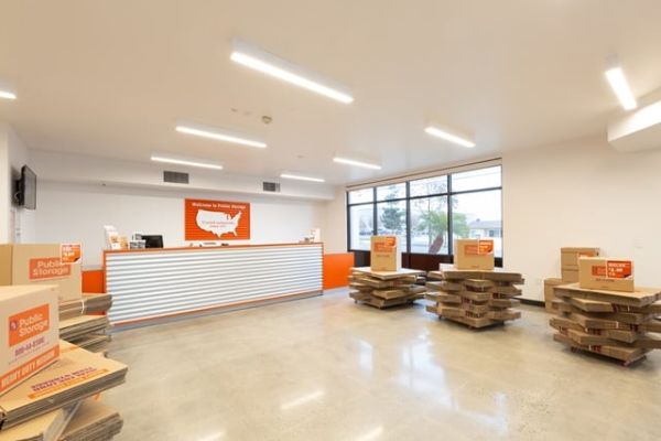 Public Storage - Orange - 623 W Collins Ave - 623 W Collins Ave