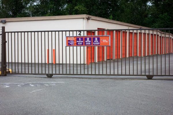 Public Storage - Puyallup - 4015 S Meridian - 4015 S Meridian