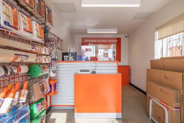 Public Storage - Pico Rivera - 9011 Bermudez Street - 9011 Bermudez Street