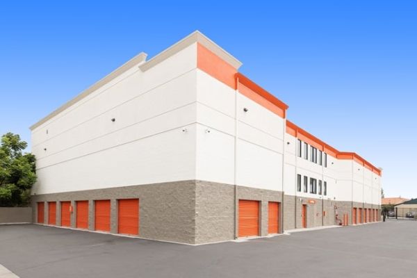 Public Storage - Whittier - 12331 Penn St - 12331 Penn St