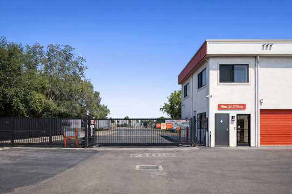 Public Storage - Livermore - 5055 Southfront Road - 5055 Southfront Road