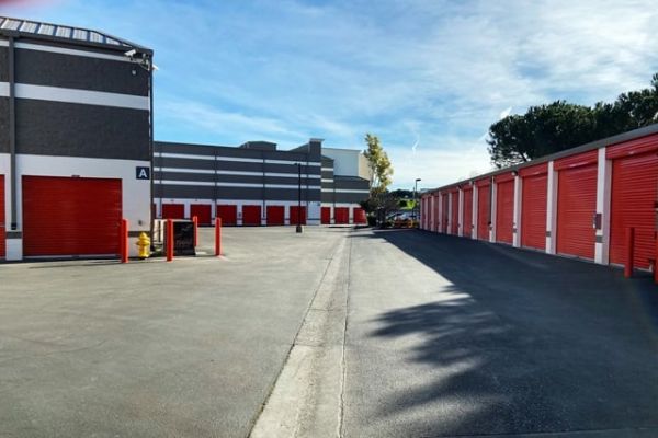 Public Storage - San Jose - 725 Capitol Expressway Auto Mall - 725 Capitol Expressway Auto Mall