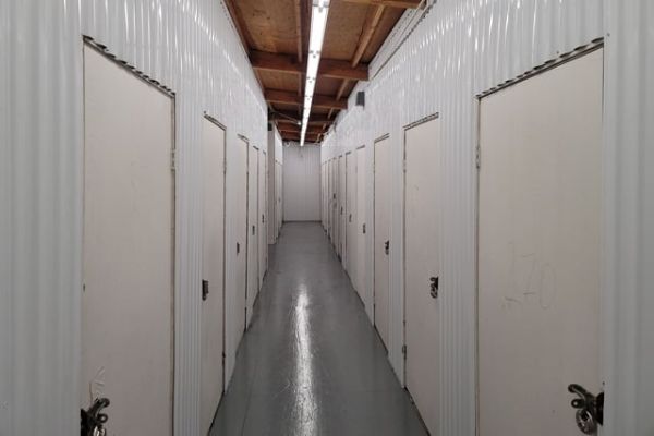 Public Storage - Seattle - 9200 Olson Place SW - 9200 Olson Place SW