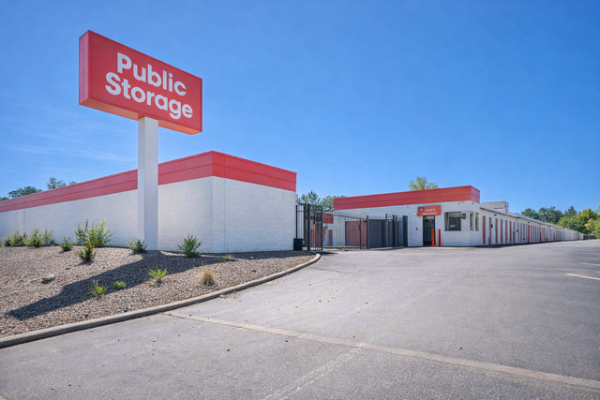Public Storage - Milwaukie - 13325 SE McLoughlin Blvd - 13325 SE McLoughlin Blvd