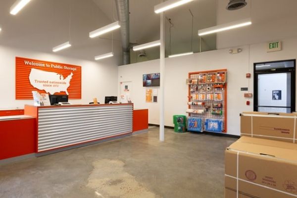 Public Storage - Irvine - 17052 Jamboree Road - 17052 Jamboree Road