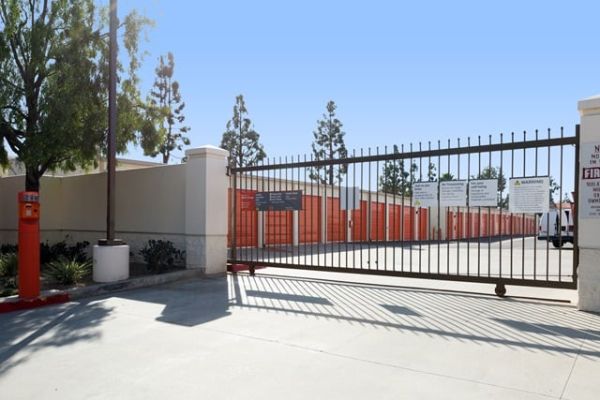 Public Storage - Irvine - 17052 Jamboree Road - 17052 Jamboree Road