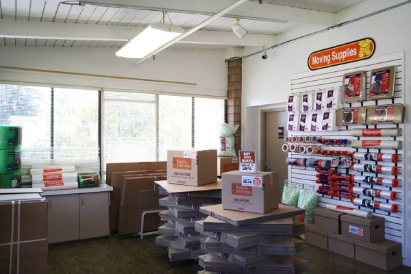 Public Storage - Goleta - 7246 Hollister Ave - 7246 Hollister Ave