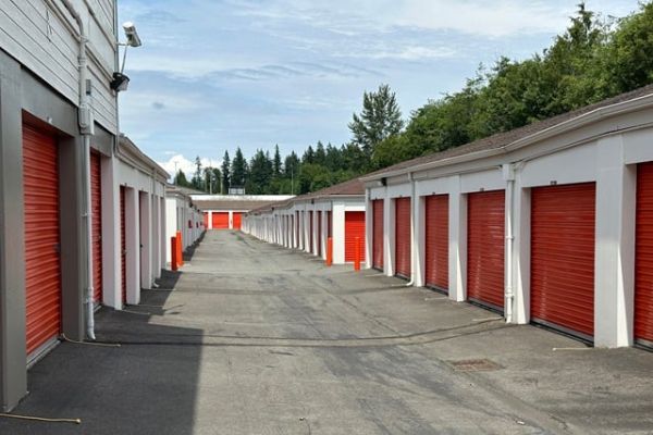 Public Storage - Port Orchard - 1699 SE Mile Hill Drive - 1699 SE Mile Hill Drive