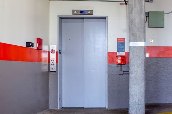 Public Storage - Seattle - 3000 15th Ave W - 3000 15th Ave W
