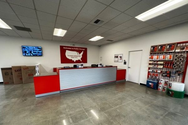 Public Storage - Federal Way - 32615 Pacific Hwy S - 32615 Pacific Hwy S