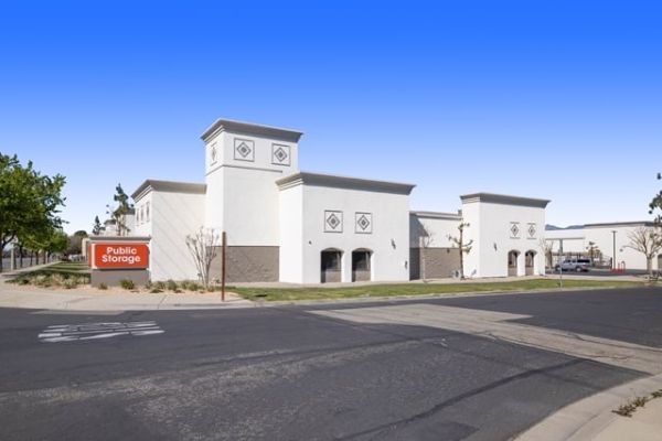 Public Storage - Moorpark - 875 W Los Angeles Ave - 875 W Los Angeles Ave
