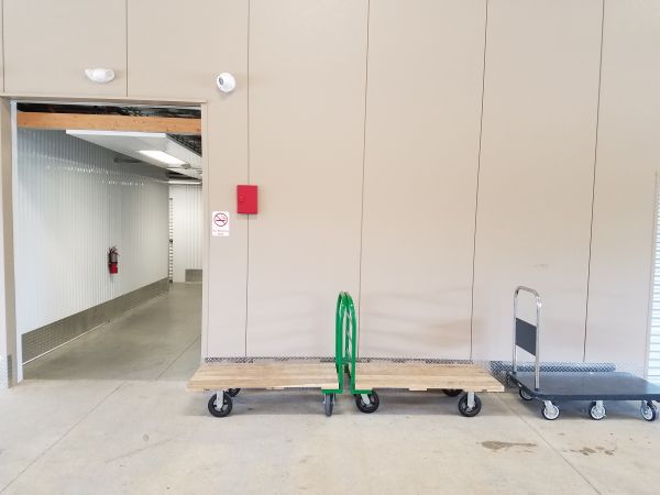 StorTropolis Self Storage - Tiffany Springs - 6001 Northwest 88th Street