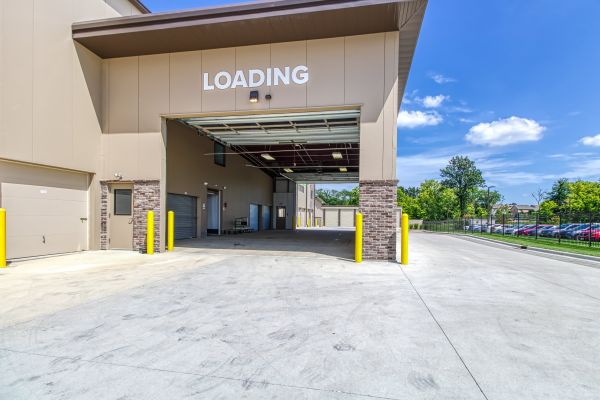 StorTropolis Self Storage - Tiffany Springs - 6001 Northwest 88th Street