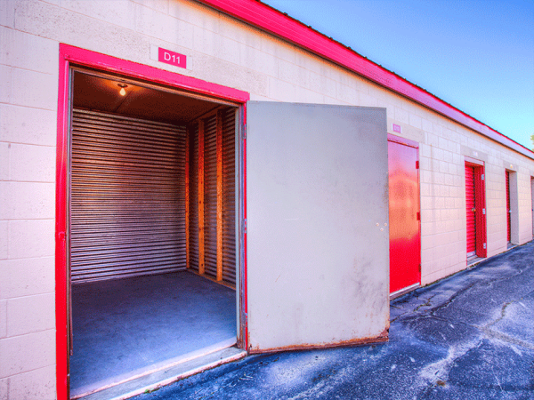 Storage Rentals of America - Grand Rapids - 3040 Shaffer Avenue Southeast