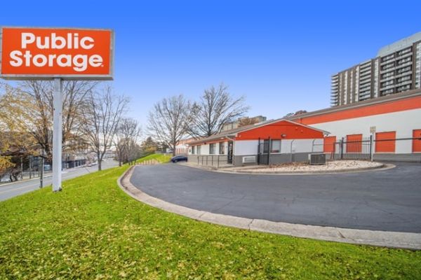 Public Storage - Alexandria - 401 S Pickett Street - 401 S Pickett Street