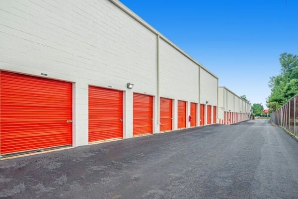 Public Storage - Havertown - 245 West Chester Pike - 245 West Chester Pike
