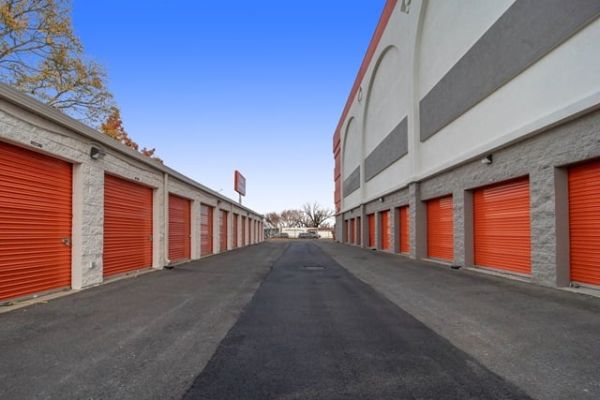 Public Storage - Alexandria - 700 S Pickett Street - 700 S Pickett Street