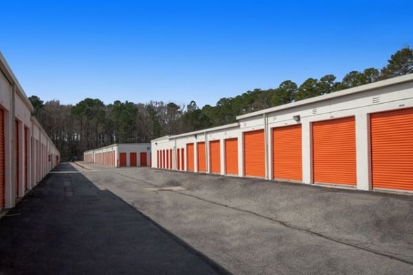 Public Storage - Newport News - 11885 Jefferson Ave - 11885 Jefferson Ave