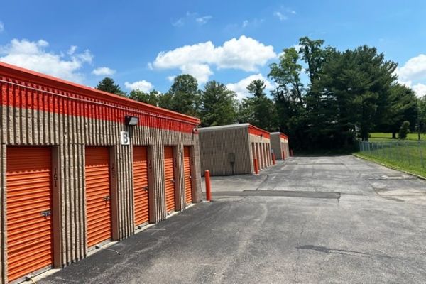 Public Storage - Roanoke - 2918 Peters Creek Road - 2918 Peters Creek Road