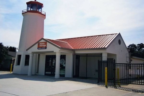 Public Storage - Virginia Beach - 2109 Greenwell Road - 2109 Greenwell Road