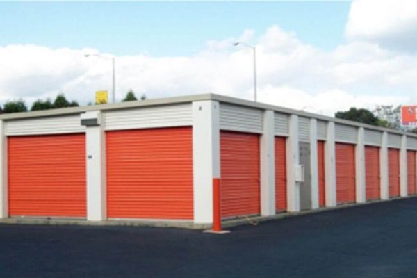 Public Storage - West Haven - 125 Railroad Ave - 125 Railroad Ave