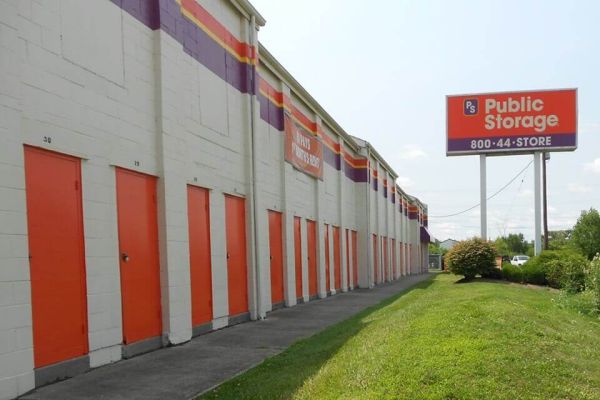 Public Storage - Cincinnati - 2555 E Kemper Rd - 2555 E Kemper Rd