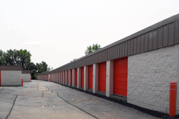 Public Storage - Cincinnati - 2555 E Kemper Rd - 2555 E Kemper Rd