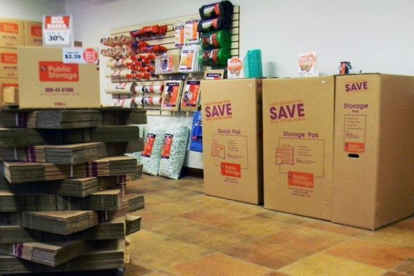 Public Storage - Columbus - 5341 N Hamilton Rd - 5341 N Hamilton Rd