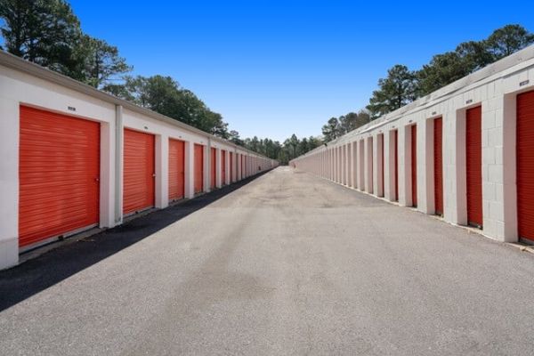 Public Storage - Chesapeake - 3281 Western Branch Blvd - 3281 Western Branch Blvd