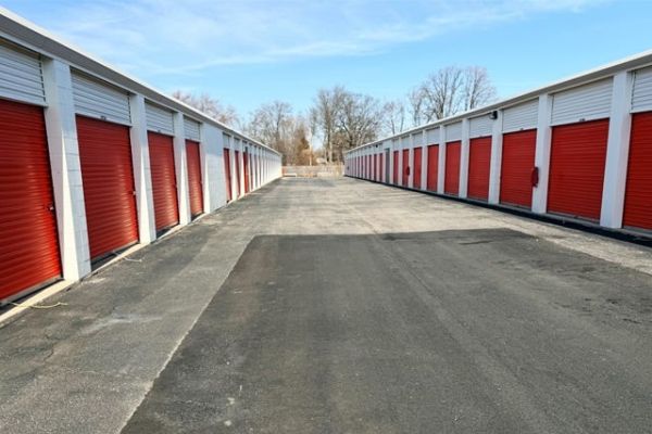 Public Storage - Lombard - 1110 E Roosevelt Road - 1110 E Roosevelt Road