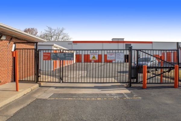 Public Storage - Woodbridge - 13887 Smoketown Road - 13887 Smoketown Road