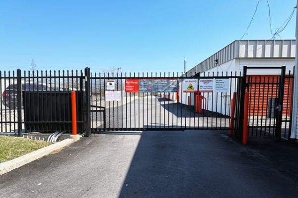 Public Storage - Milwaukee - 5014 S 13th Street - 5014 S 13th Street