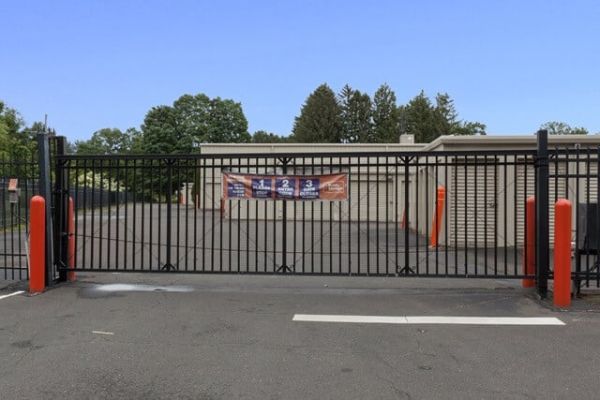 Public Storage - Manchester - 100 Taylor Street - 100 Taylor Street