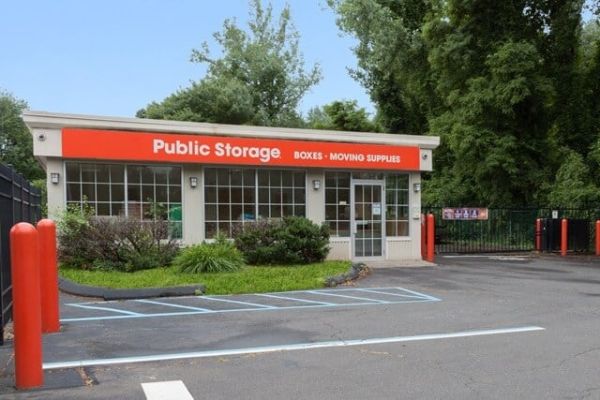 Public Storage - Manchester - 100 Taylor Street - 100 Taylor Street