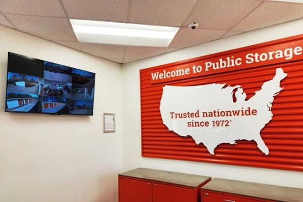 Public Storage - Newport News - 770 J Clyde Morris Blvd - 770 J Clyde Morris Blvd