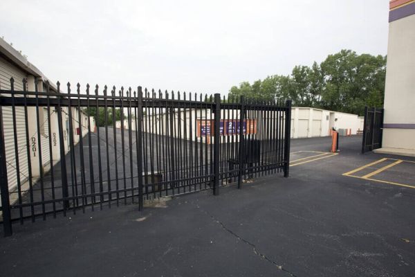Public Storage - Merrillville - 8230 Broadway - 8230 Broadway