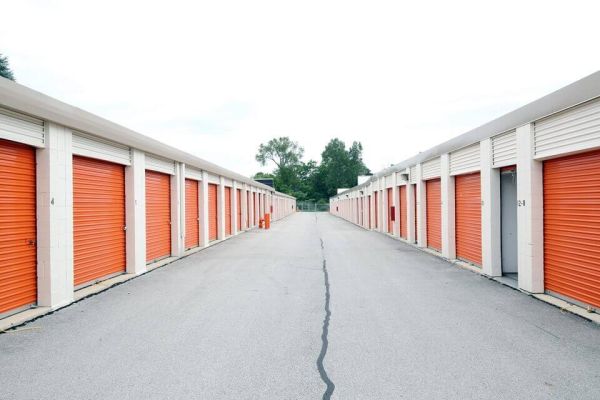 Public Storage - Naperville - 1010 E Ogden Ave - 1010 E Ogden Ave