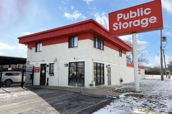 Public Storage - Chicago - 939 E 95th Street - 939 E 95th Street